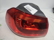 Feu arriere principal gauche