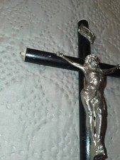 ANCIEN CRUCIFIX SUR
