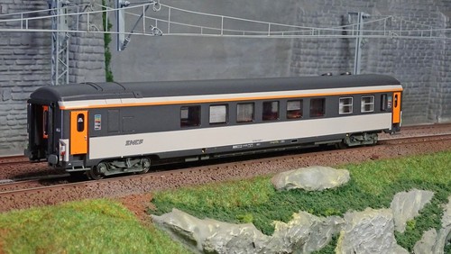 Models 40342 voiture - ls,