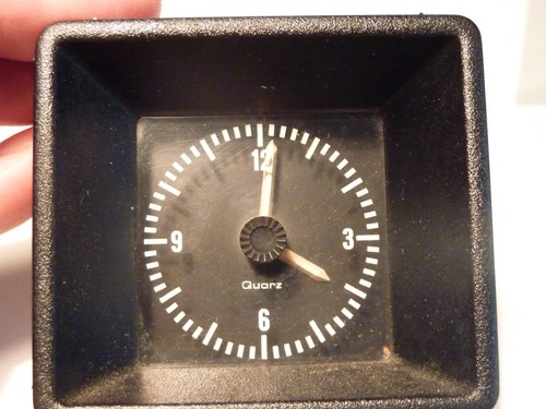 Montre tableau bord - de, de