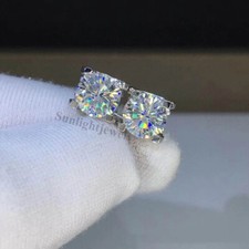 Clous diamant blanc cassé
