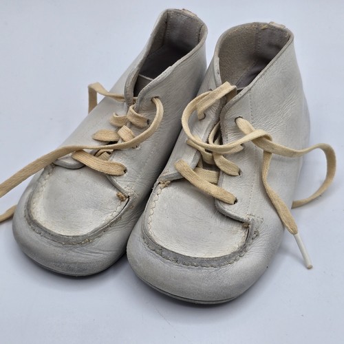 Vintage stride rite - vintage, white