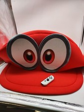 Casquette géante de Mario