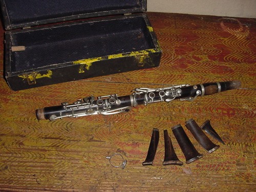 Antique wood soprano clarinet - antique,