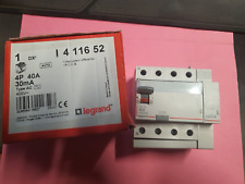 Legrand 411652 - Interrupteur Différentiel TETRA 40A 30Ma 4P 400v AC Vis/Auto