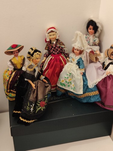 Lot poupées vintage - 6, en