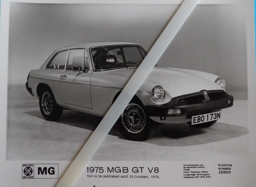 Photo presse mgb 1975 - presse, v8