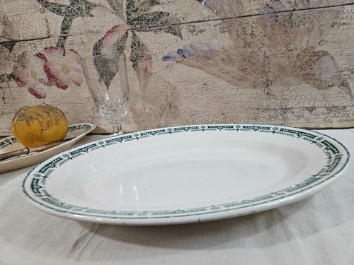 Vaisselle ancienne plat - -,