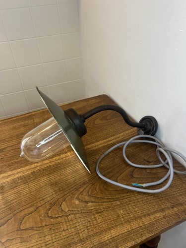Ancienne lampe cour de - lampe,