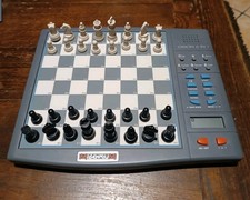 Jeu d'échecs électronique - Millenium Orion 6 in 1