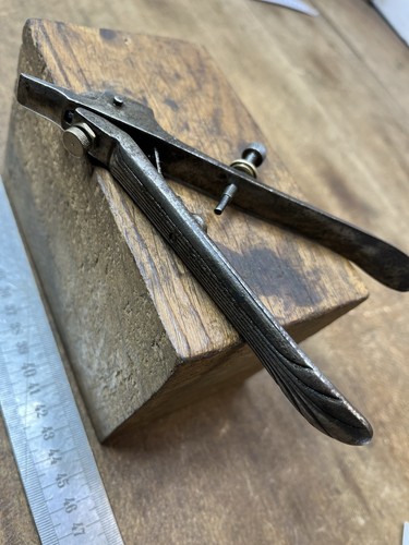 Pince avoyer outils anciens - pince, à