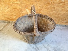 Ancien grand panier en osier