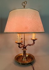 Lampe bouillotte À trois lumières de style Louis XVI Manufacture XXÈME siècle