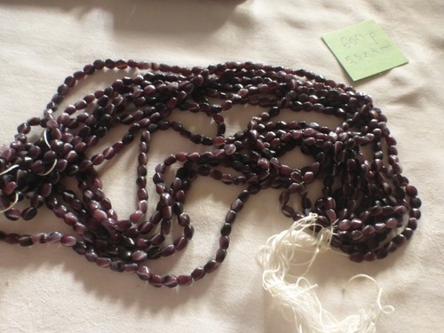 Lot 600 perles - anciennes, en