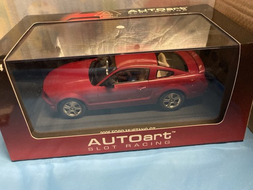 Ford mustang gt 2005 - 1/24,