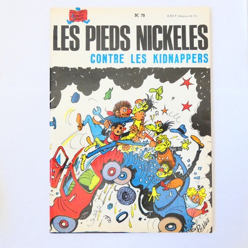 Les pieds nickeles - pieds, contre