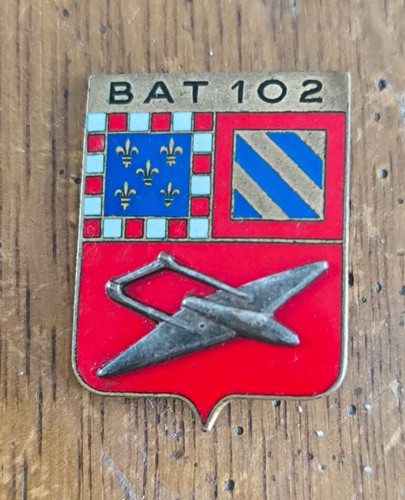 Insigne bat 102 base - insigne,