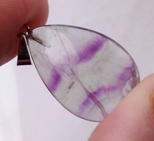 pendentif unique n°1 forme goutte en fluorite fluorine pierre naturelle