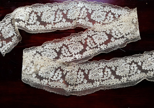 Dentelle ancienne tulle - dentelle,