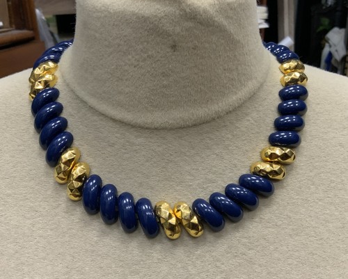 Collier signé monet - signé,