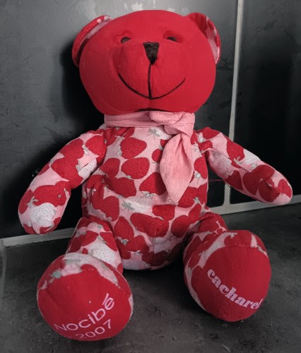 Ours peluche rouge parfums - ours,