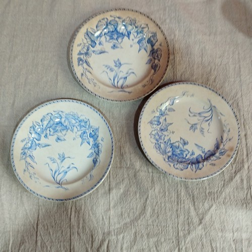 Lot trois anciennes - lot,