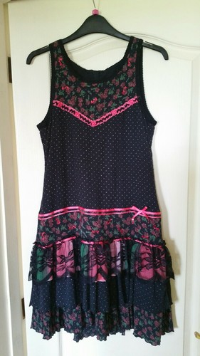 Robe noire inspiration - noire, d'inspiration