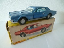 ORIGINAL FORD MERCURY COUGAR  par Dinky toys  en boite Ref 174