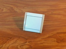 interrupteur va et vient Legrand SAGANE coloris silex / sable beige 84052