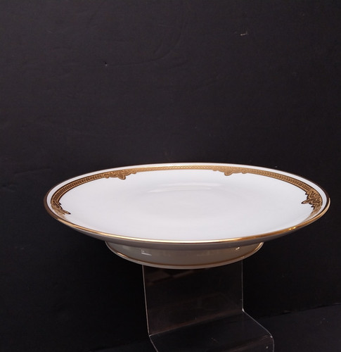 Plat tarte sur piédouche - plat,