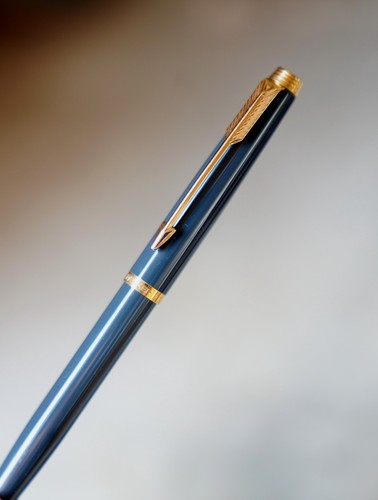 Stylo bille parker laque - 75, en