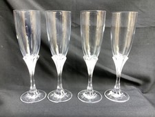 4 flutes à Champagne Cristal Arques modele Granville