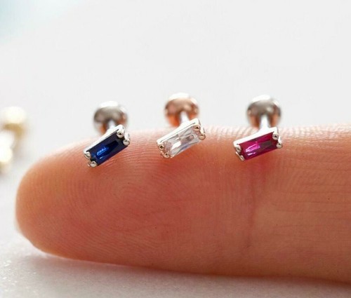 Tiny baguette tragus - baguette,