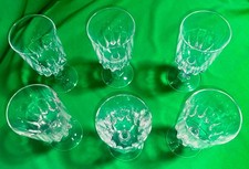 6 VERRES à VIN sur pied - haut totale 14 cm haut verre 8 cm diamètre 6 cm
