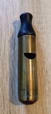 Ancien sifflet d'appeau en laiton et bois