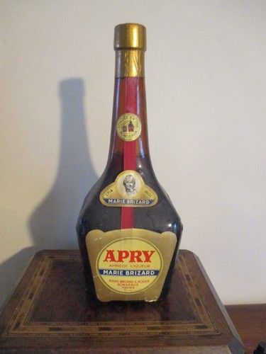 Ancienne bouteille marie - de,