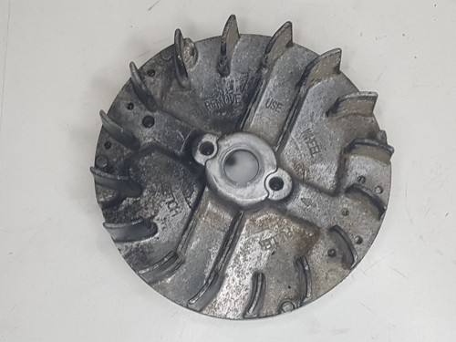 Volant magnétique moteur - magnétique, de