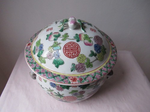 Ancien pot couvert - , en
