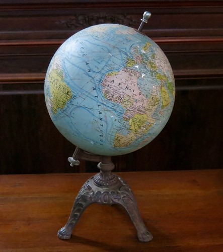 Globe terrestre forest ancien - forest,,