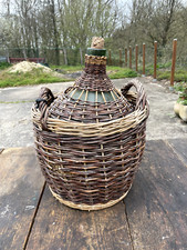 Bonbonne à vin ou dame-jeanne