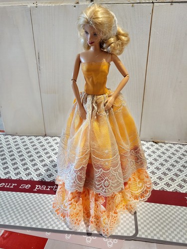 Robe pour poupée mannequin - pour,