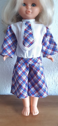 Pour nancy daypa famosa tenue - famosa,,