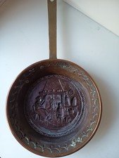 Ancien plat/poêle décoratif