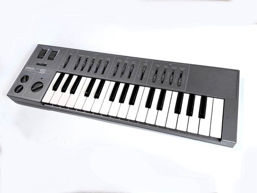 Synthétiseur analogique