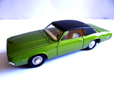 Dinky toys France FORD THUNDERBIRD toit noir N°1419 boite d'origine