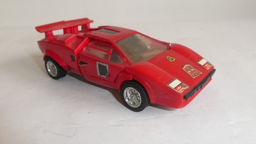 Takara transformable - takara,