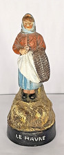 LE HAVRE - Terre cuite de l'Isle Adam - Femme de pécheur tenant un filet