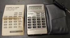 Calculatrice Vintage OLYMPIA LC 825Slim card calculator  testée OK  collection 