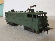 locomotive electrique HO GEGE / TYPE BB 9240 VERTE /EN L ETAT MANQUE 1 PANTOGRAP