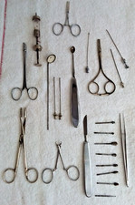 lot de 23 anciens objets